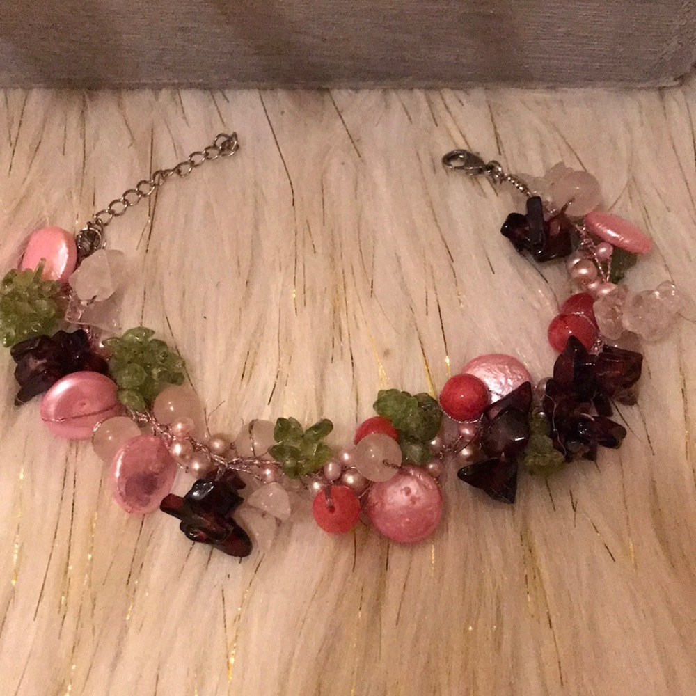 Beautiful multicolor beaded bracelet - Picture 2 of 4